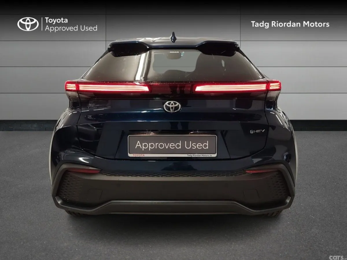 Toyota C-HR SUV, Petrol Hybrid, 2026, Blue