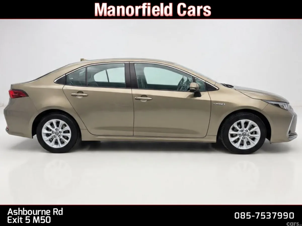 Toyota Corolla Saloon, Petrol Hybrid, 2019, Green
