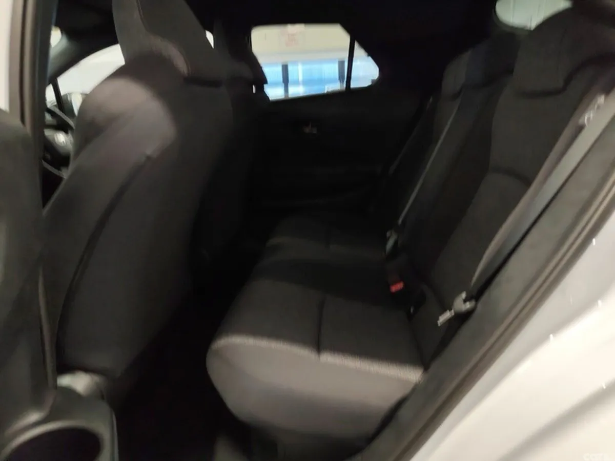 Toyota C-HR SUV, Petrol Hybrid, 2026, White