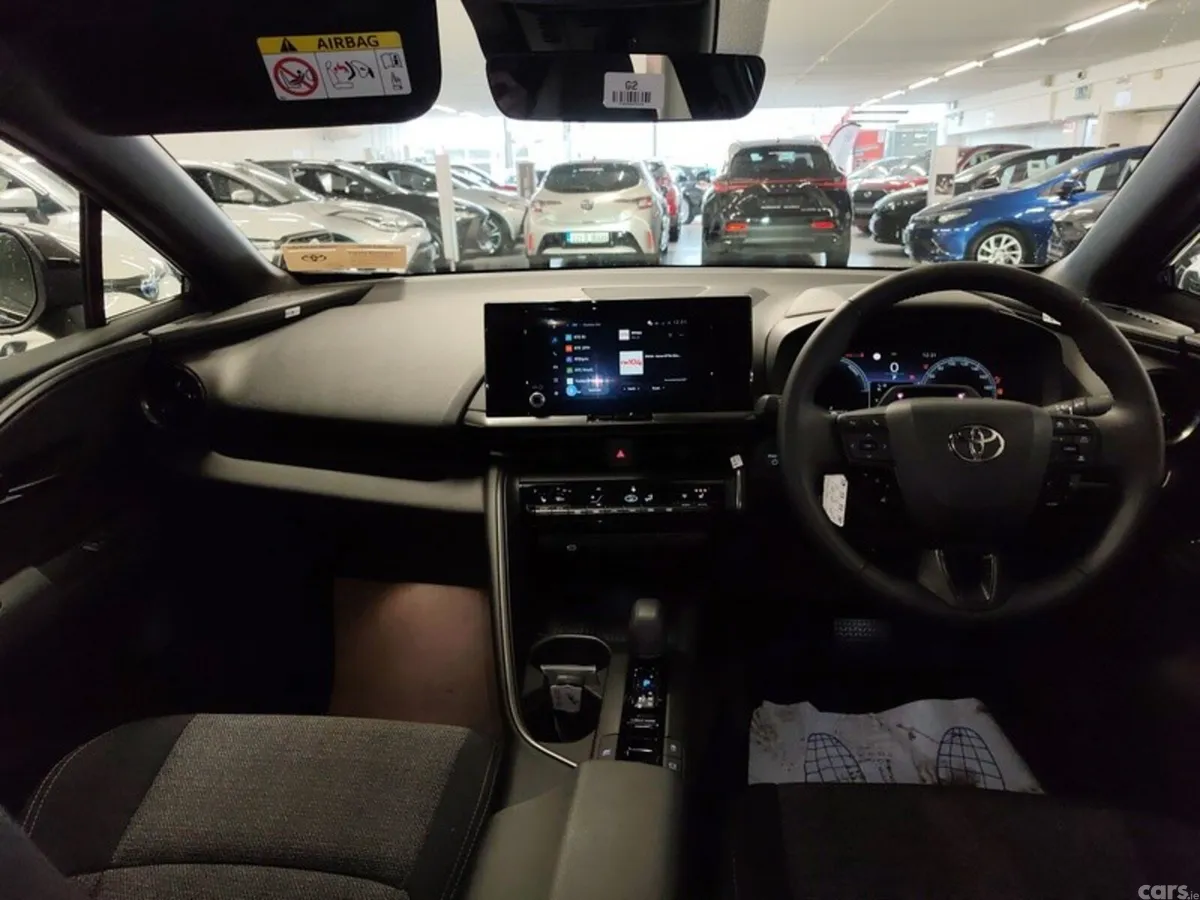 Toyota C-HR SUV, Petrol Hybrid, 2026, Blue