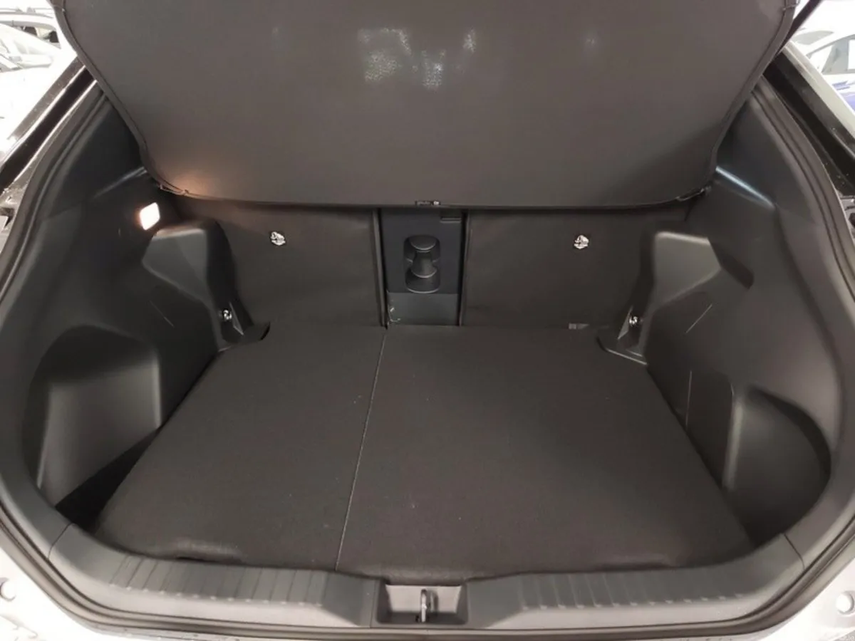 Toyota Yaris Cross Hatchback, Petrol Hybrid, 2026, Grey
