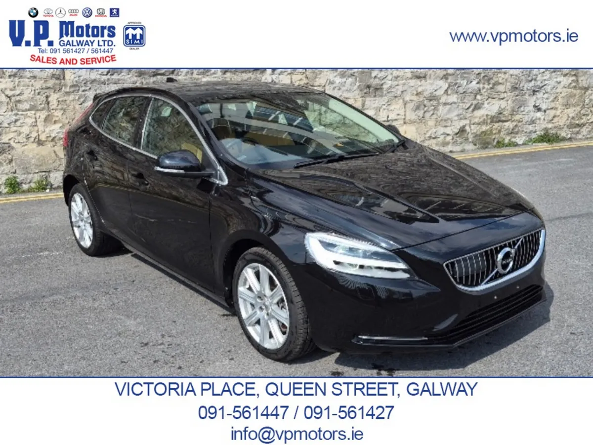 Volvo V40 Hatchback, Petrol, 2020, Black