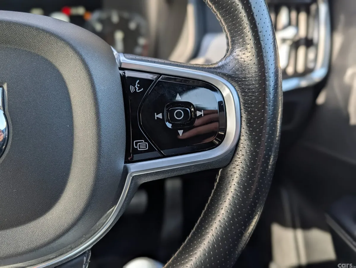 Volvo S90 Saloon, Diesel, 2019, Black