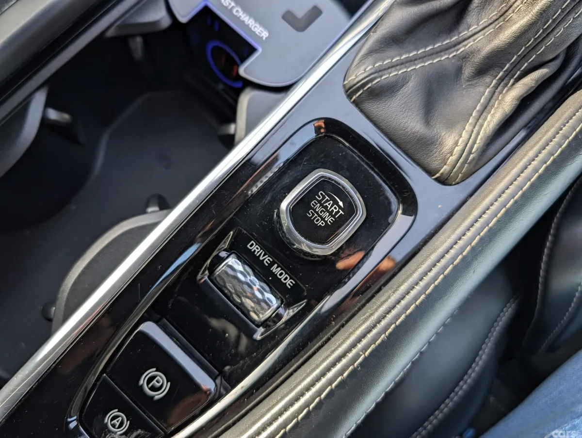 Volvo S90 Saloon, Diesel, 2019, Black