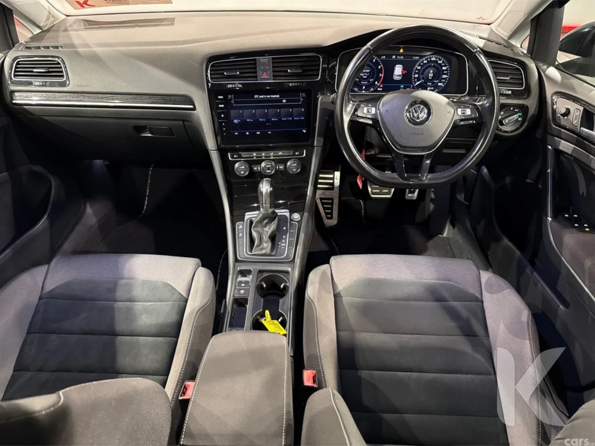 Volkswagen Golf Hatchback, Petrol, 2018, Black