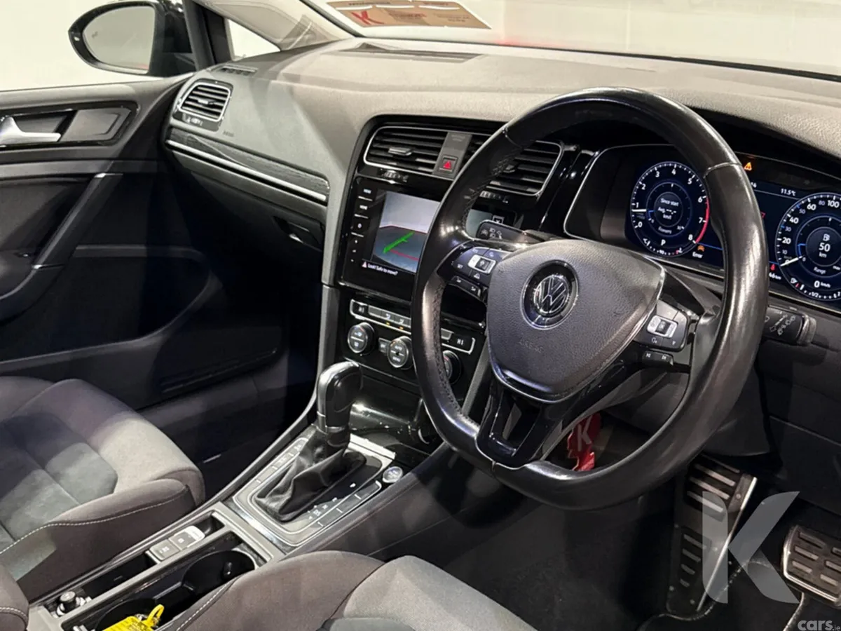 Volkswagen Golf Hatchback, Petrol, 2018, Black