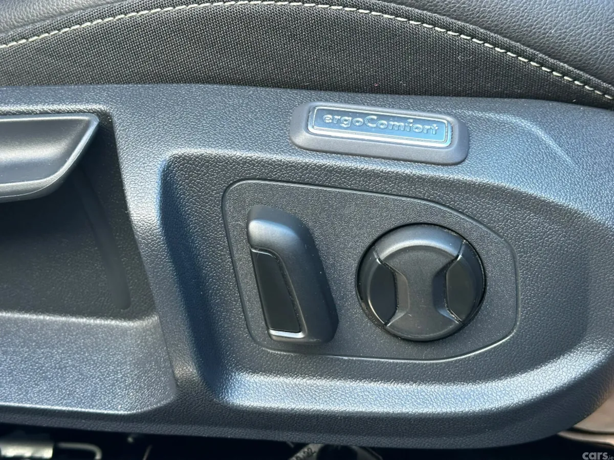 Volkswagen Arteon Hatchback, Diesel, 2022, Blue