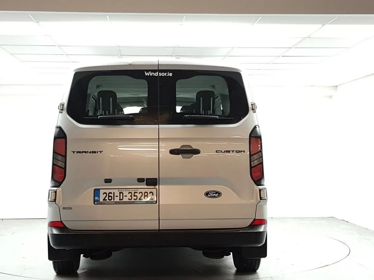 Ford Transit Custom MPV, Petrol Plug-in Hybrid, 2026, Grey