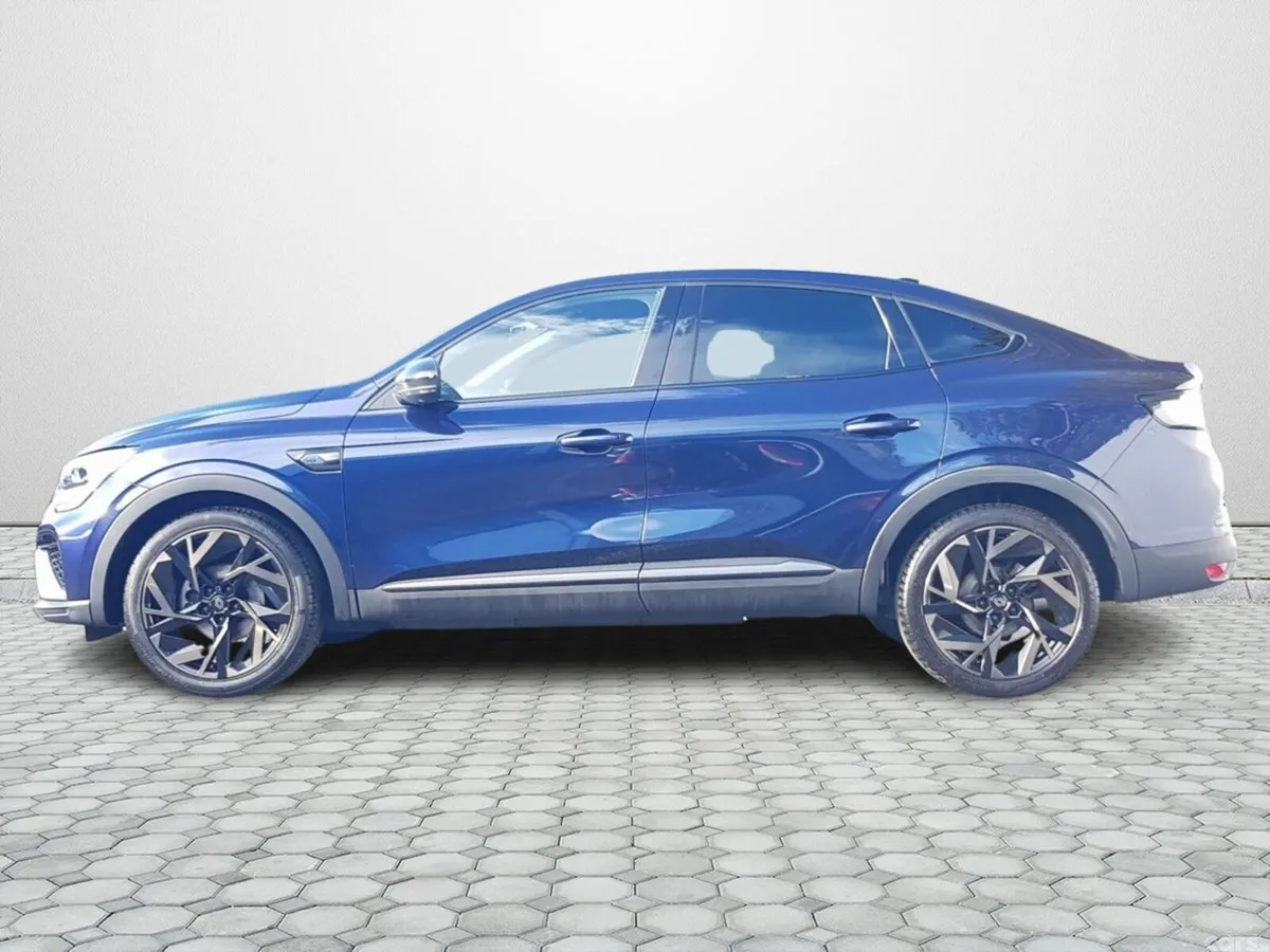 Renault Arkana Hatchback, Petrol, 2025, Blue