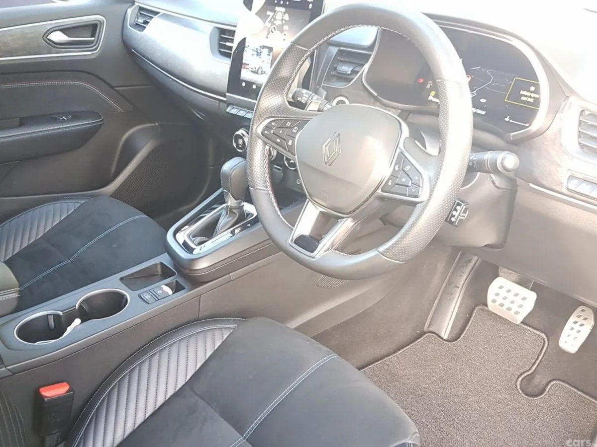 Renault Arkana Hatchback, Petrol, 2025, Blue