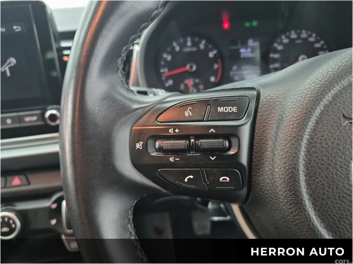 Kia Rio Hatchback, Petrol, 2023, Red