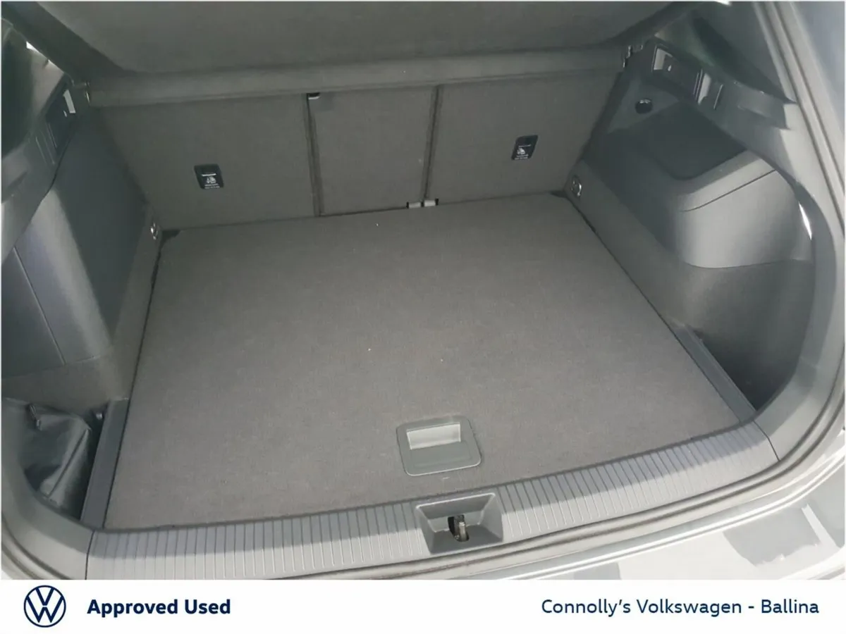 Volkswagen Tiguan SUV, Petrol Plug-in Hybrid, 2025, Grey