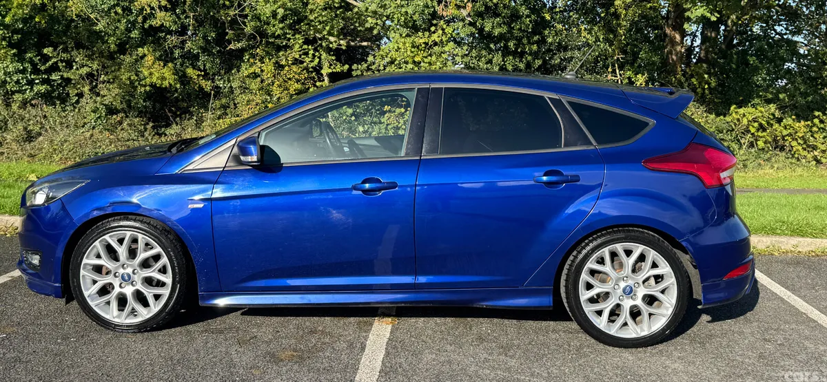 Ford Focus Hatchback, Diesel, 2017, Blue