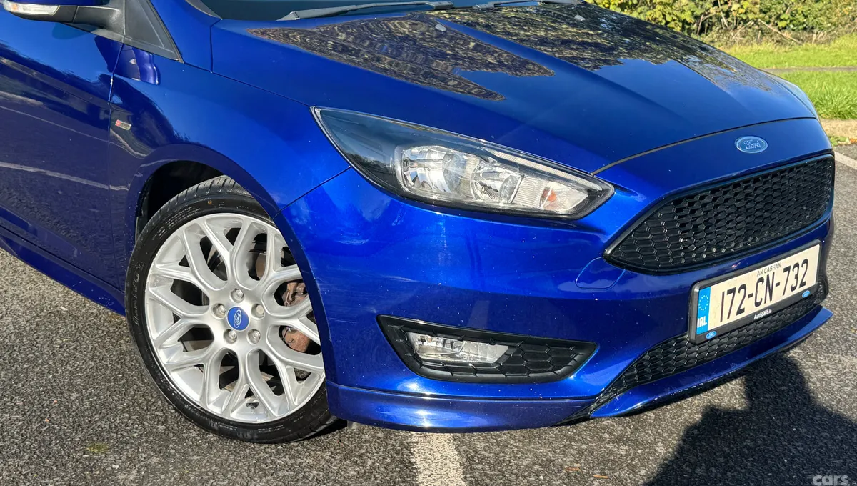 Ford Focus Hatchback, Diesel, 2017, Blue