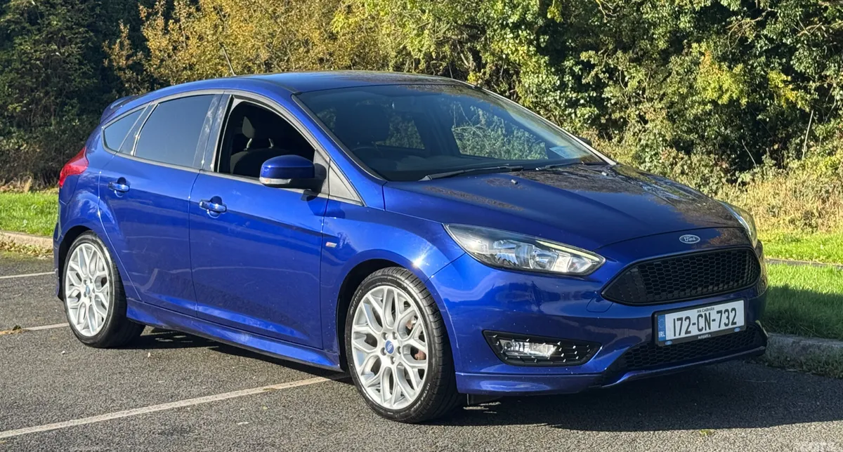 Ford Focus Hatchback, Diesel, 2017, Blue