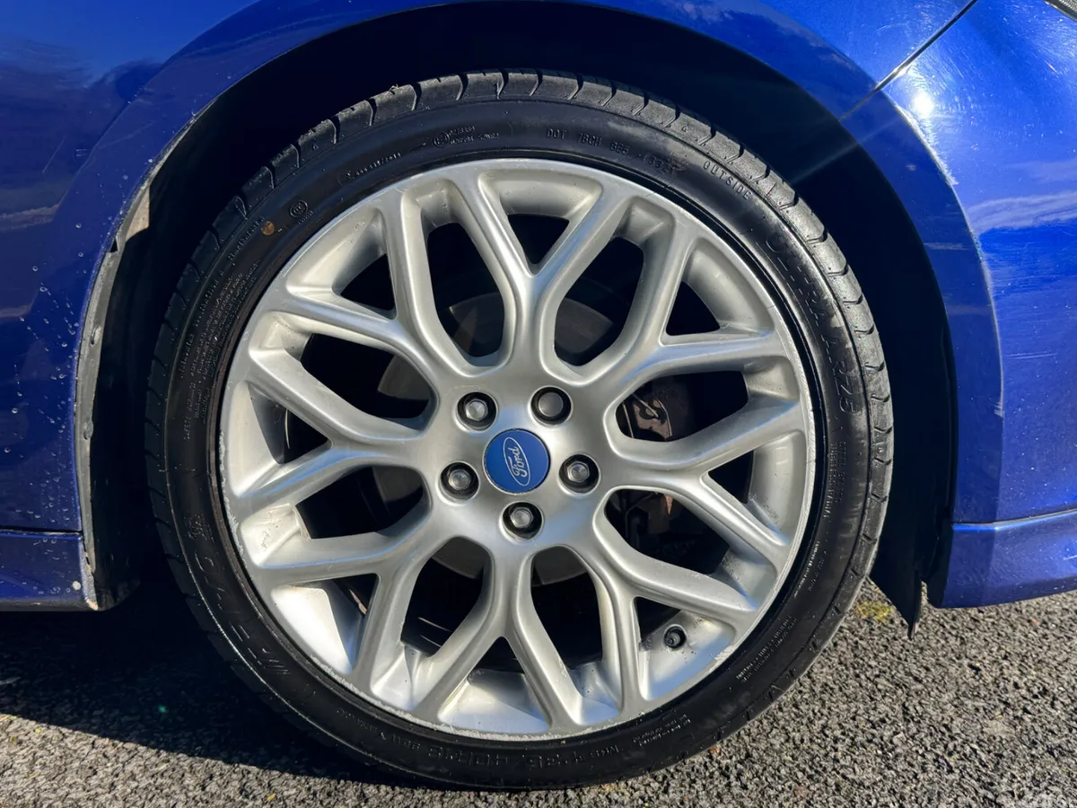 Ford Focus Hatchback, Diesel, 2017, Blue