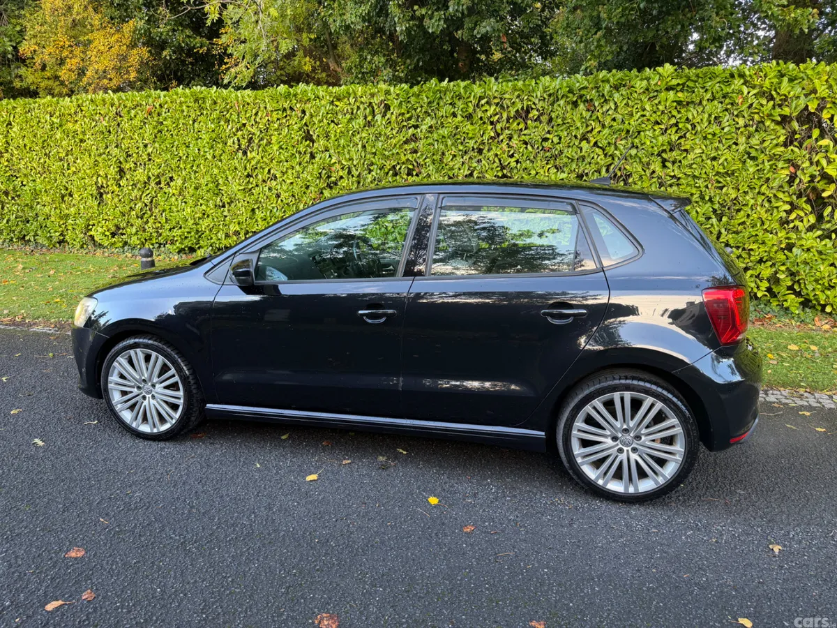 Volkswagen Polo Hatchback, Petrol, 2016, Black