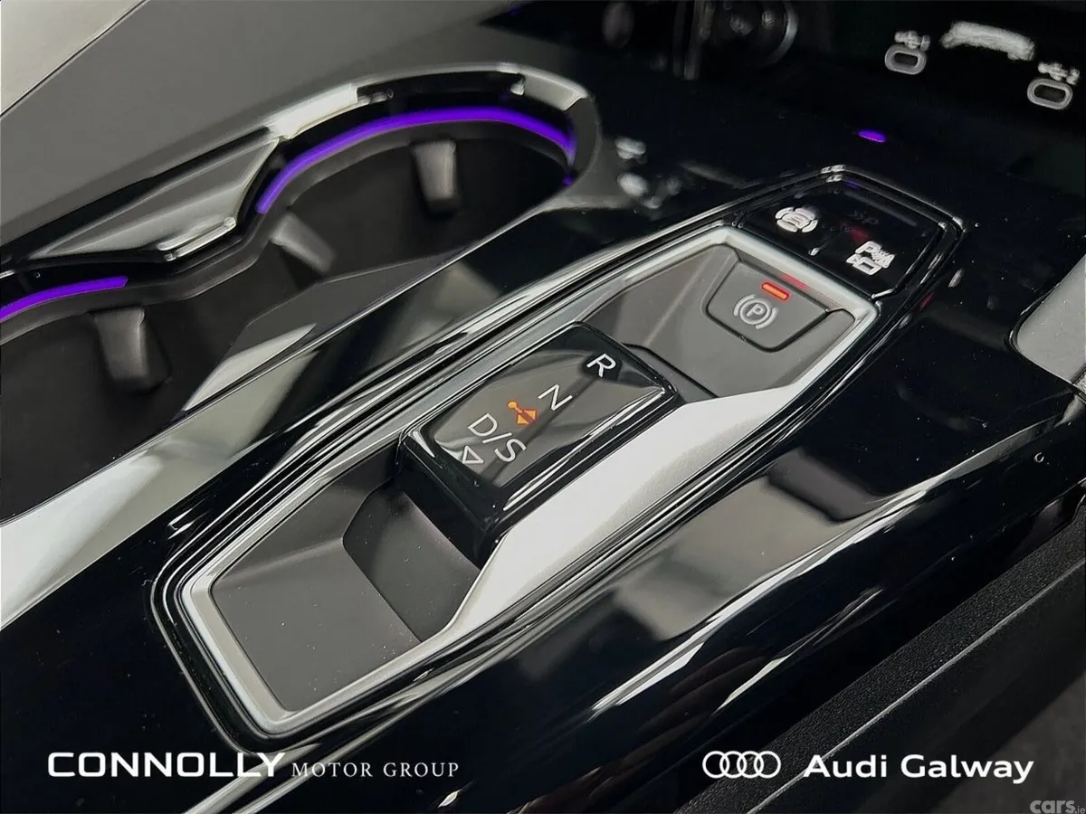 Audi Q5 SUV, Petrol Plug-in Hybrid, 2027, Black