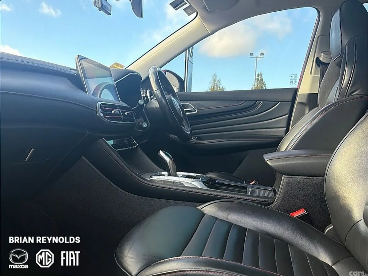 MG HS Hatchback, Petrol Plug-in Hybrid, 2021, Red