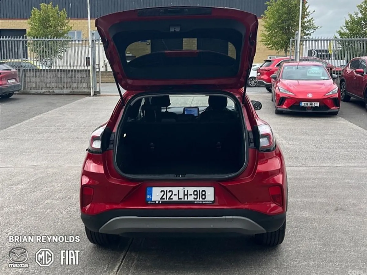 Ford Puma MPV, Petrol Hybrid, 2021, Red