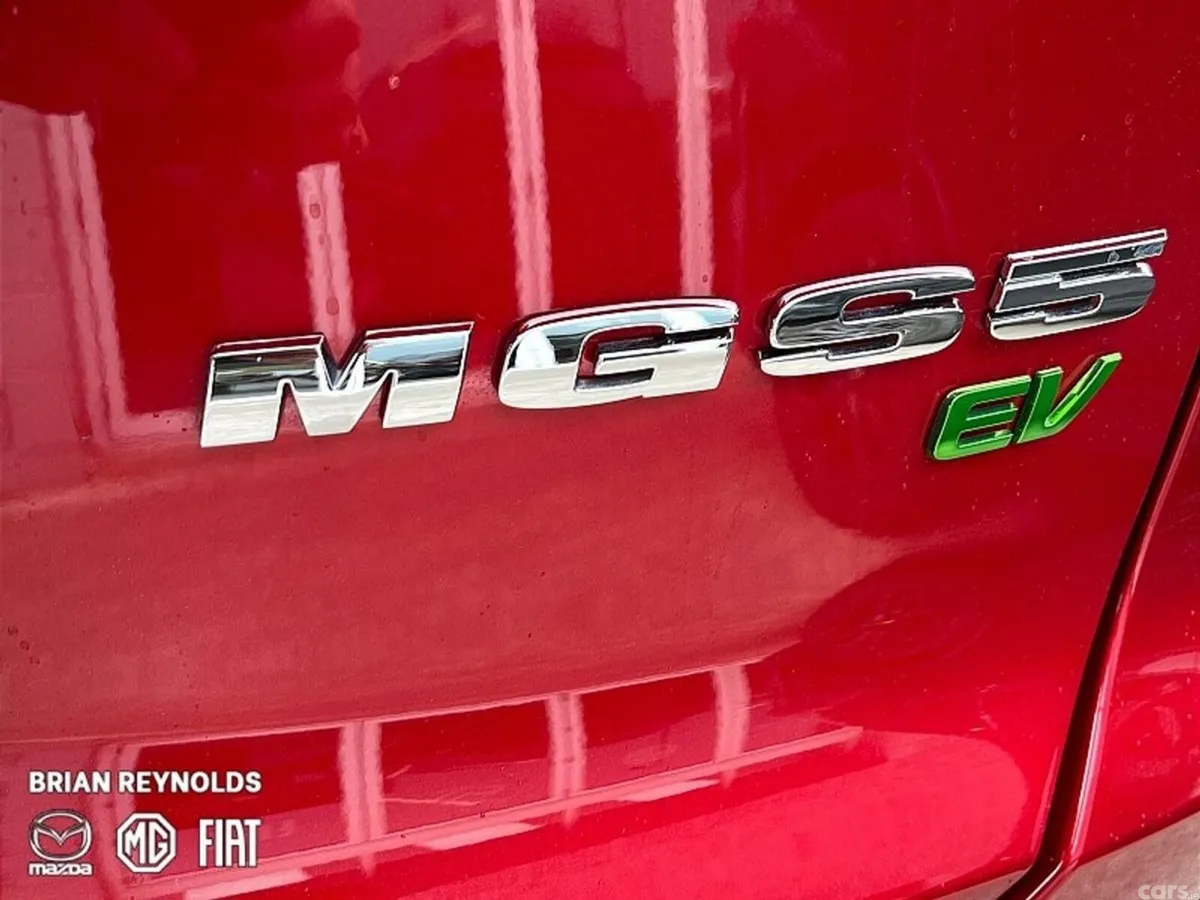 MG S5 Hatchback, Electric, 2026, Red