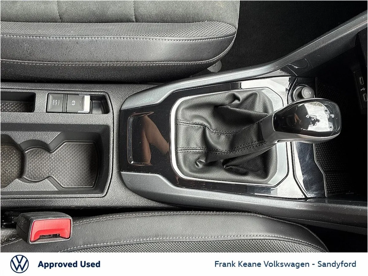 Volkswagen T-Roc SUV, Petrol, 2023, Black