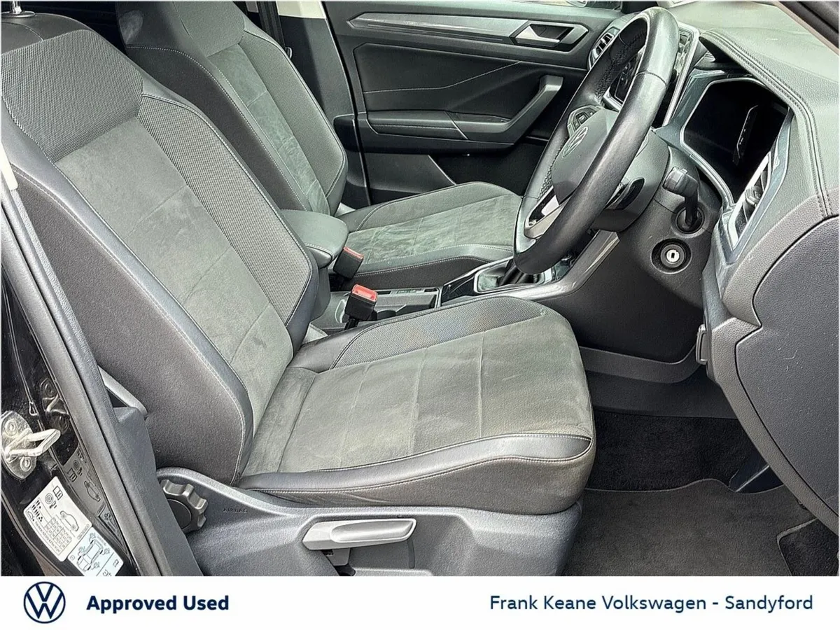 Volkswagen T-Roc SUV, Petrol, 2023, Black