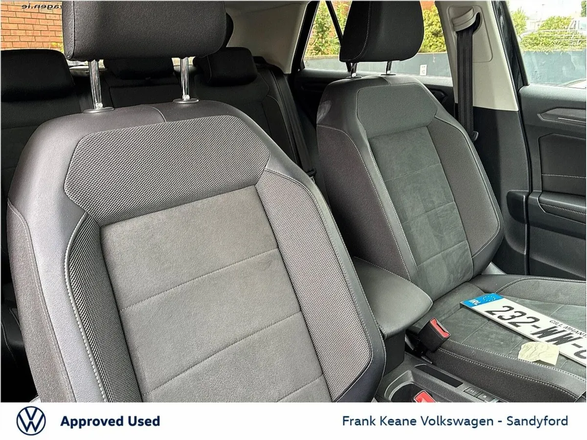 Volkswagen T-Roc SUV, Petrol, 2023, Black