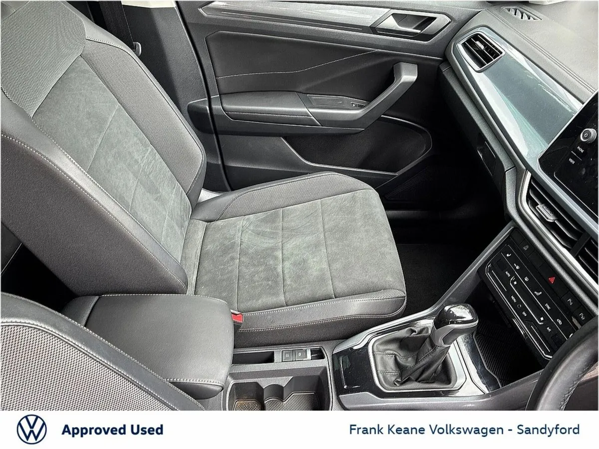 Volkswagen T-Roc SUV, Petrol, 2023, Black
