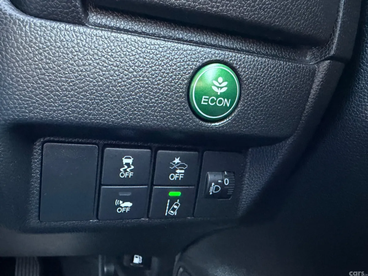 Honda Fit Hatchback, Petrol Hybrid, 2017, Silver