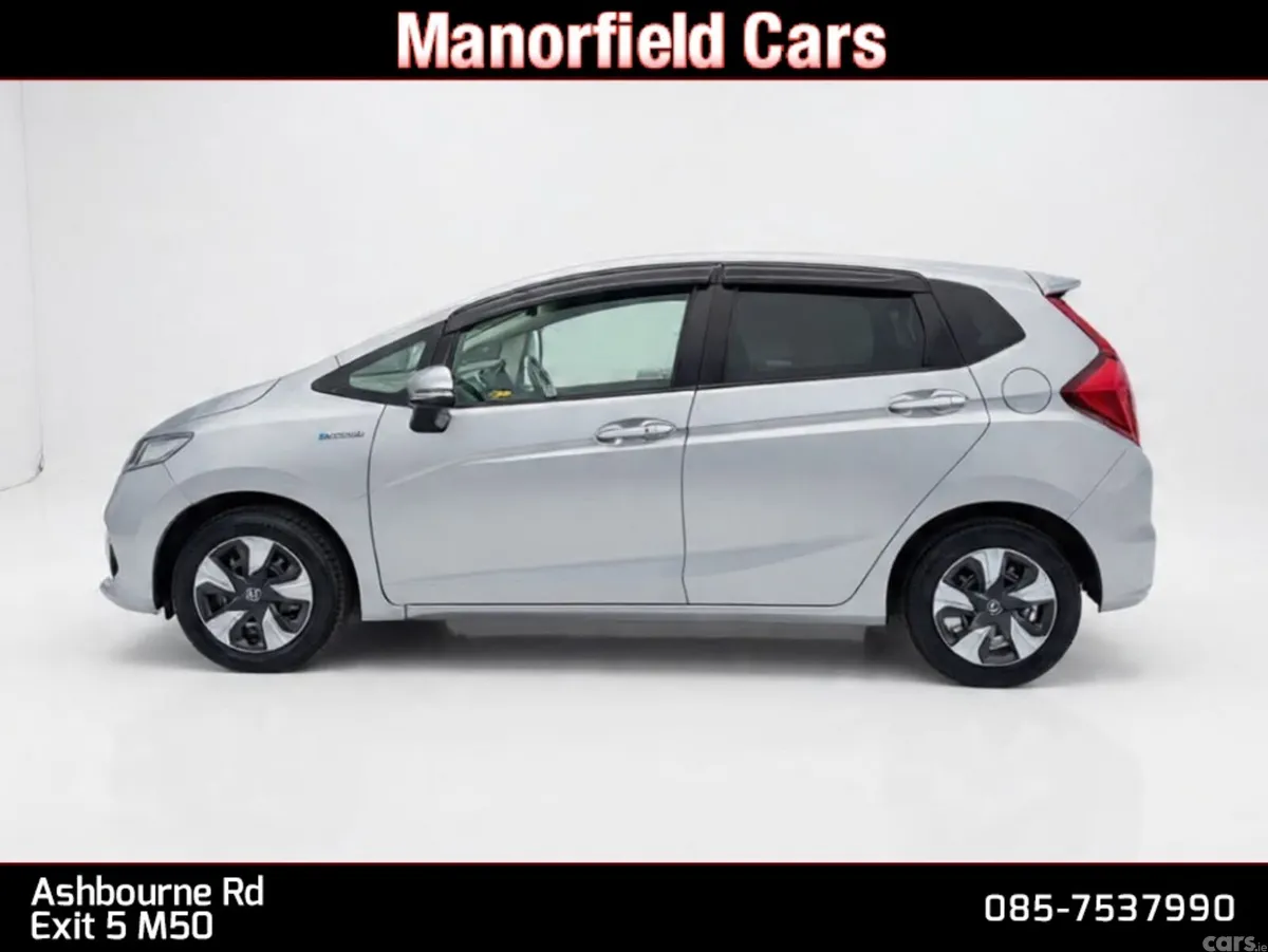 Honda Fit Hatchback, Petrol Hybrid, 2017, Silver