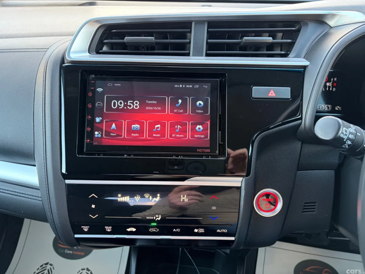 Honda Fit Hatchback, Petrol Hybrid, 2017, Silver