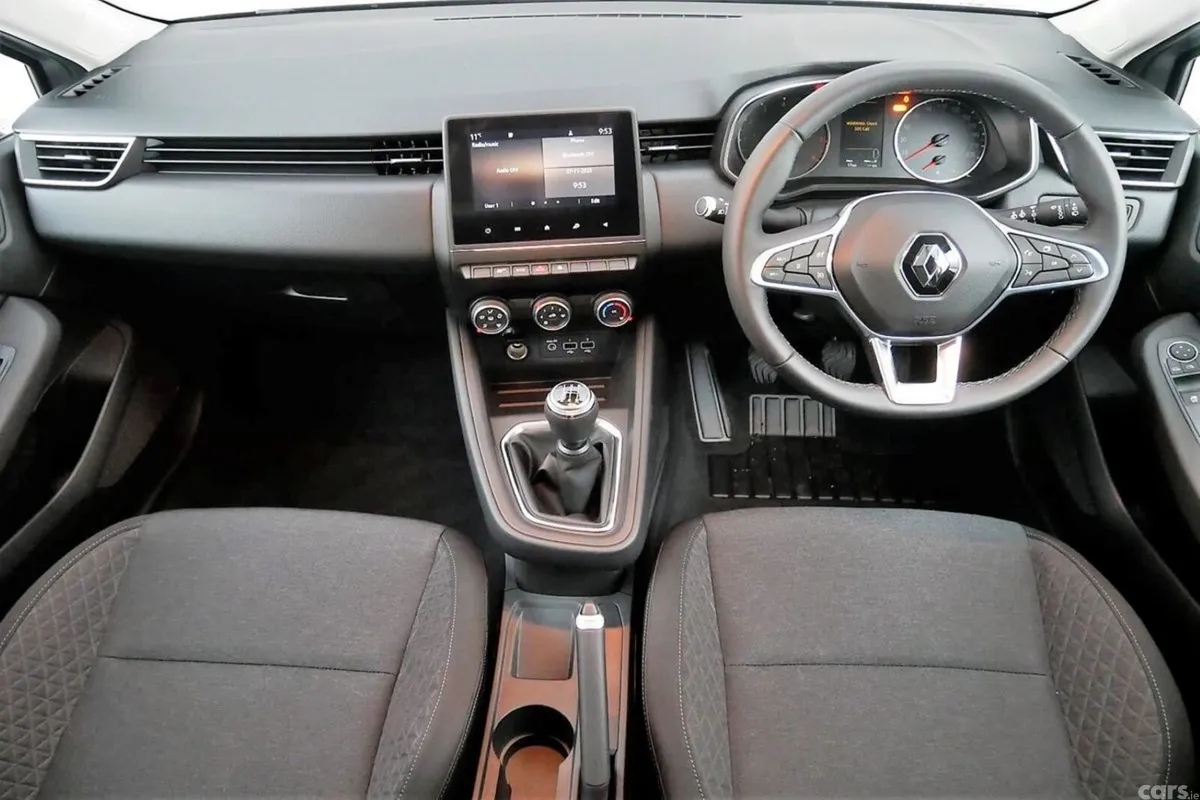 Renault Clio Hatchback, Petrol, 2020, Black