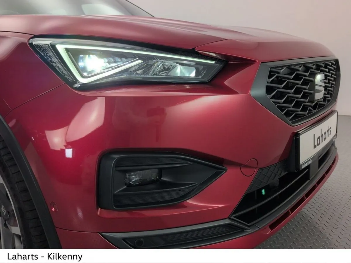SEAT Tarraco Estate, Diesel, 2023, Red