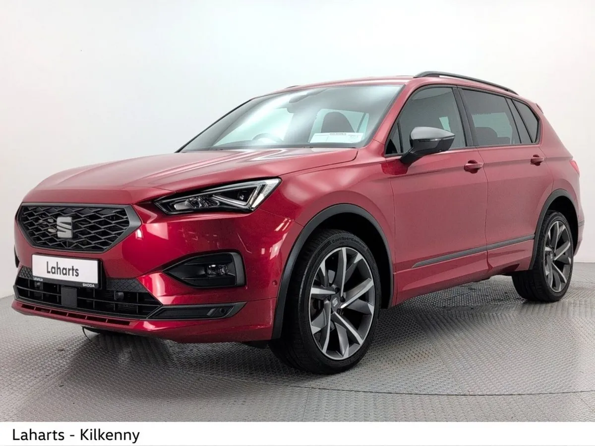 SEAT Tarraco Estate, Diesel, 2023, Red
