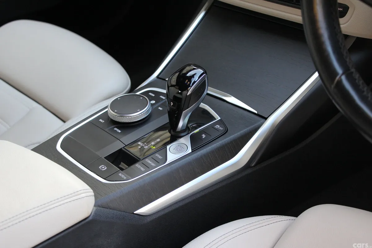 BMW 3-Series Saloon, Diesel, 2022, Black
