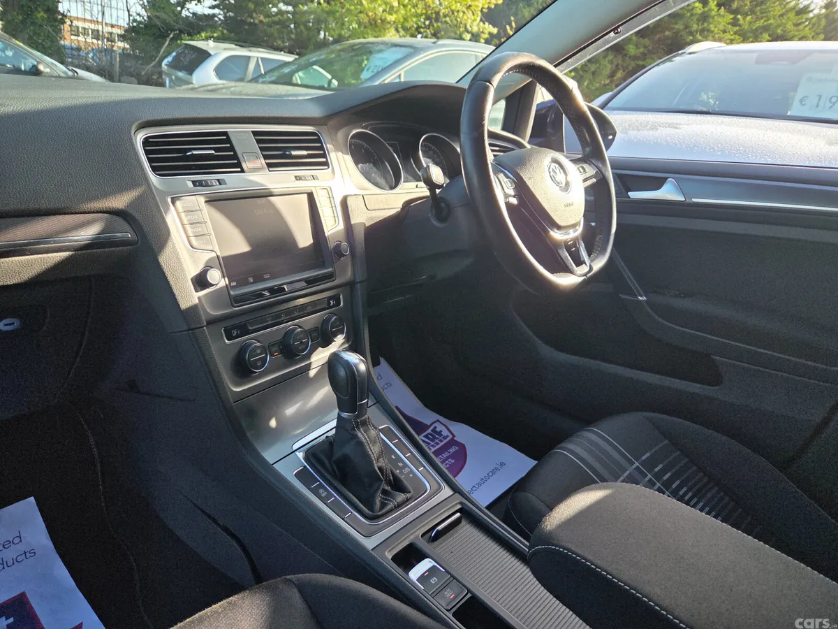 Volkswagen Golf Hatchback, Petrol, 2015, Blue