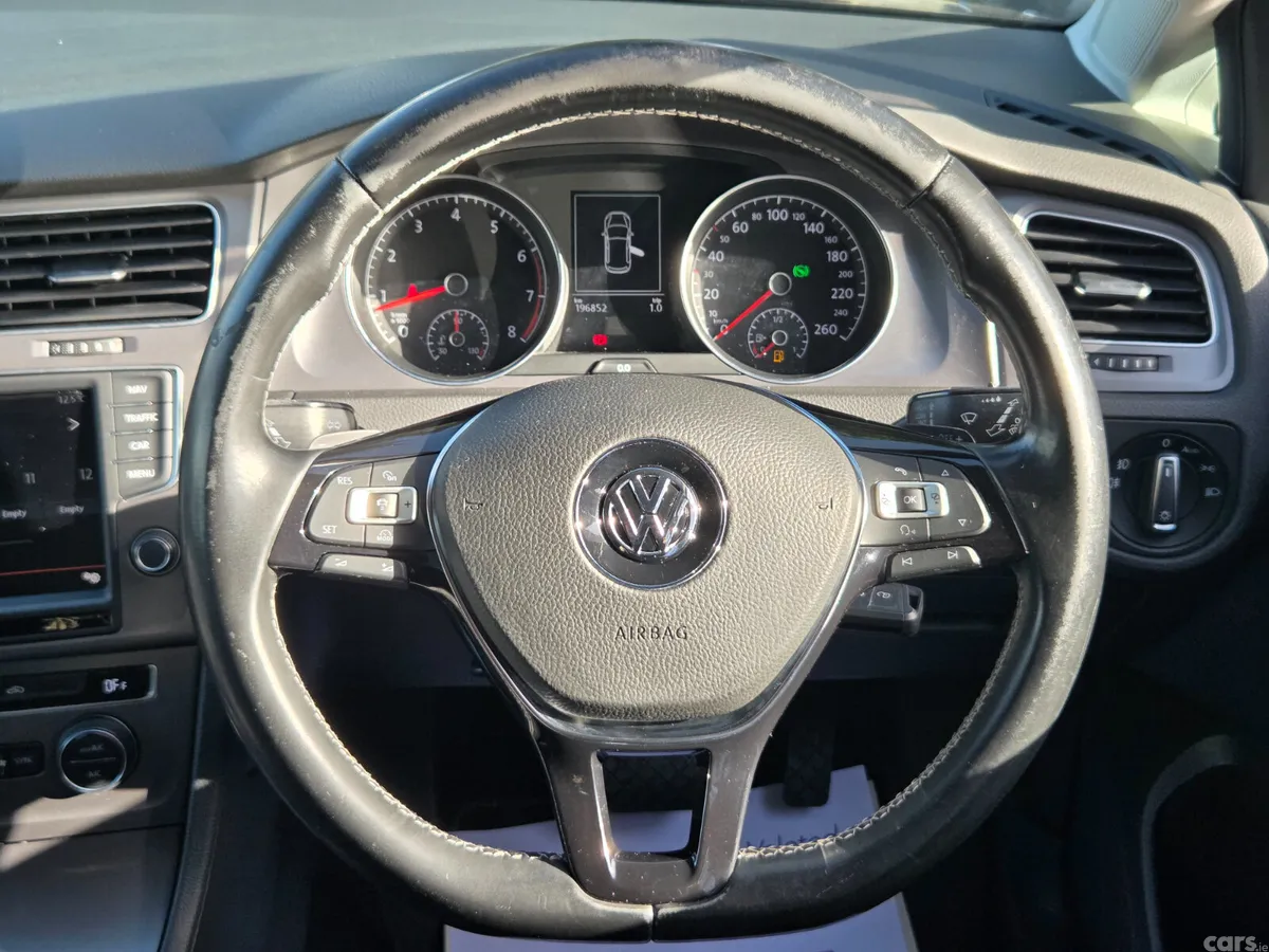 Volkswagen Golf Hatchback, Petrol, 2015, Blue