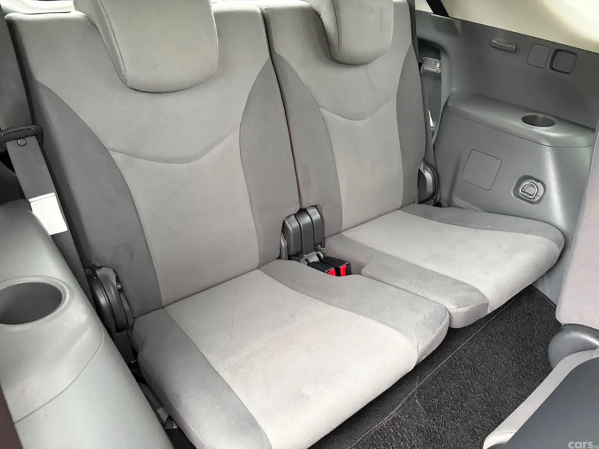 Toyota Prius MPV, Petrol Hybrid, 2013, Grey