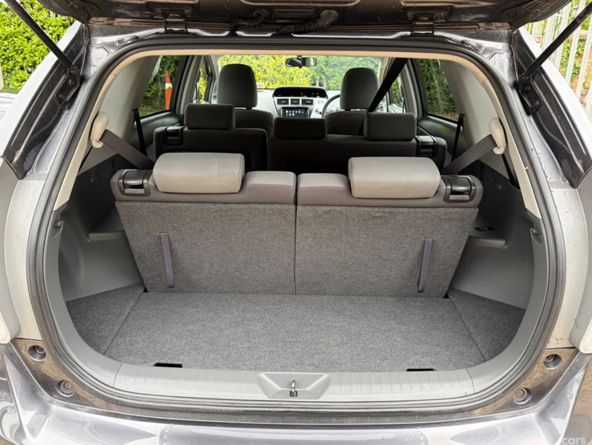 Toyota Prius MPV, Petrol Hybrid, 2013, Grey