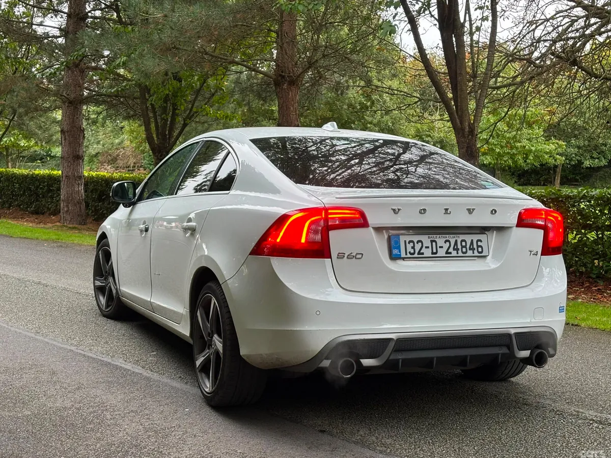Volvo S60 Saloon, Petrol, 2013, White