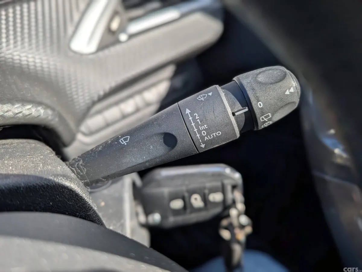 Peugeot 2008 Estate, Diesel, 2019, Grey