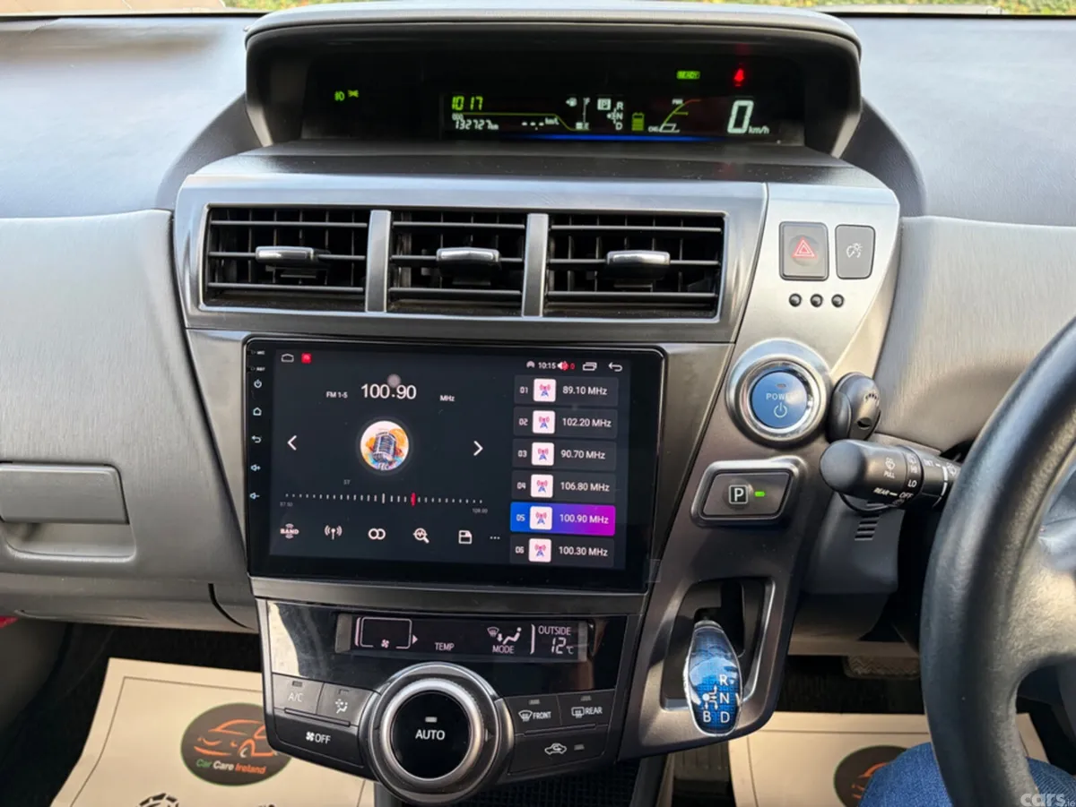 Toyota Prius Hatchback, Petrol Hybrid, 2014, White