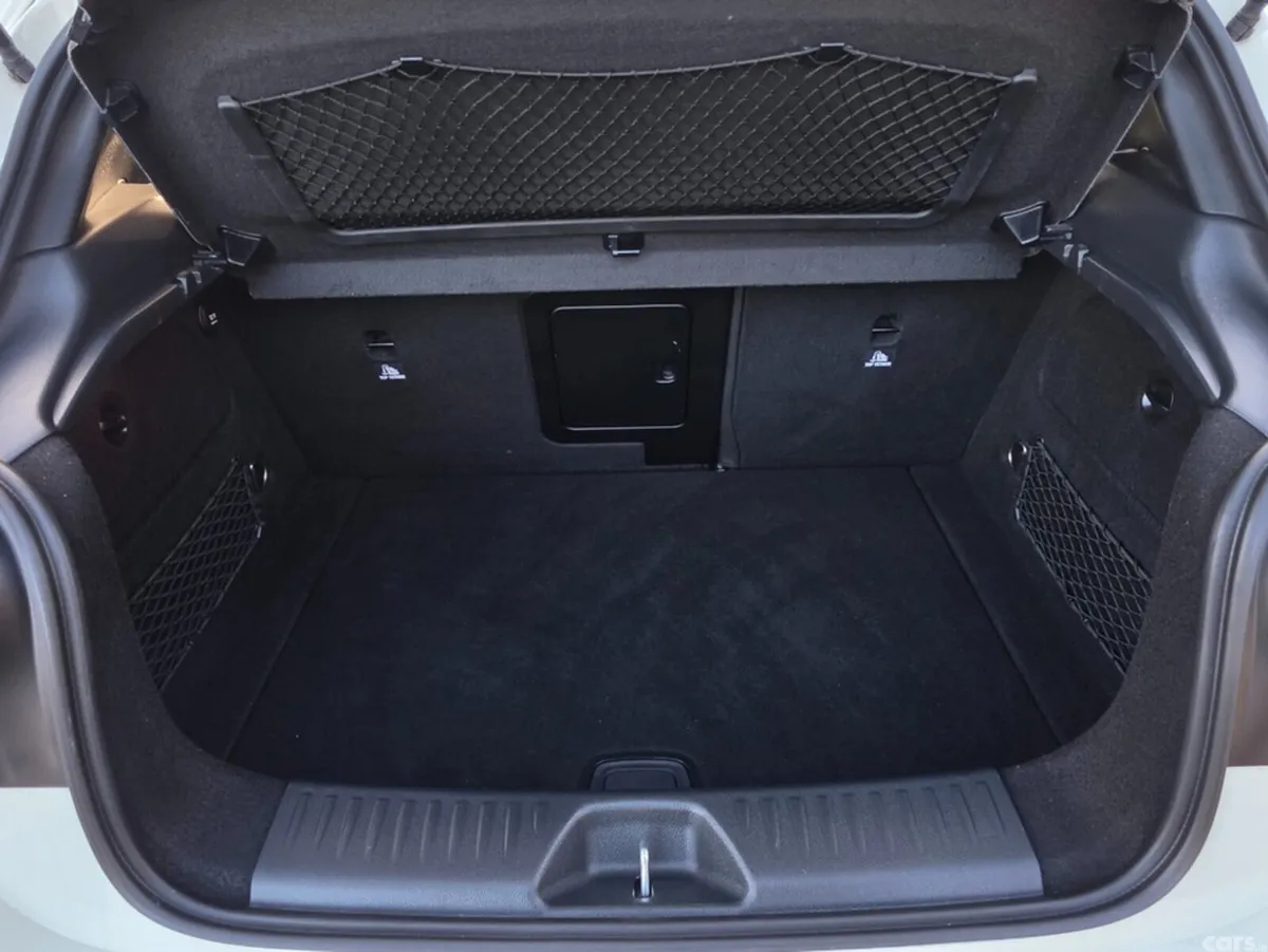 Mercedes-Benz A-Class Hatchback, Petrol, 2017, White