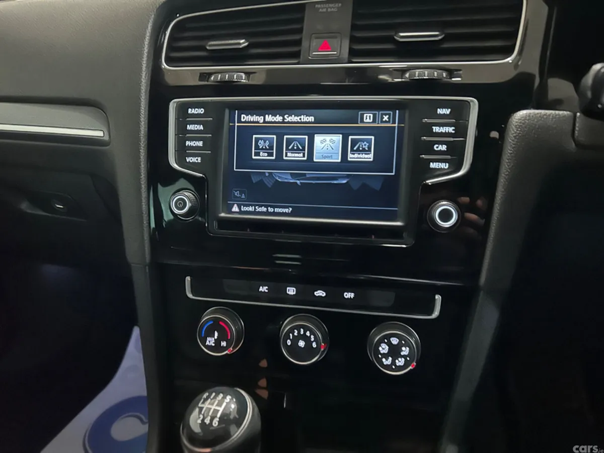 Volkswagen Golf Hatchback, Diesel, 2016, Grey