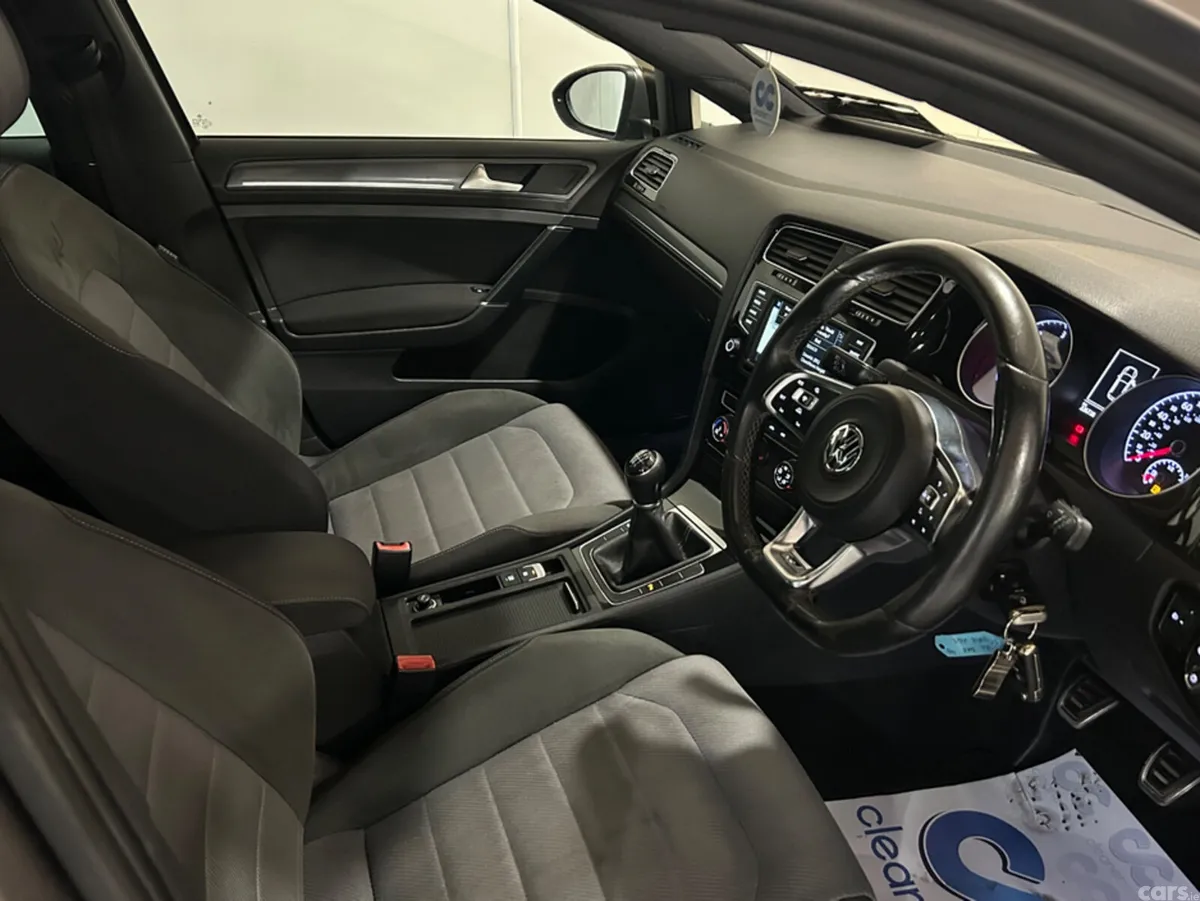 Volkswagen Golf Hatchback, Diesel, 2016, Grey