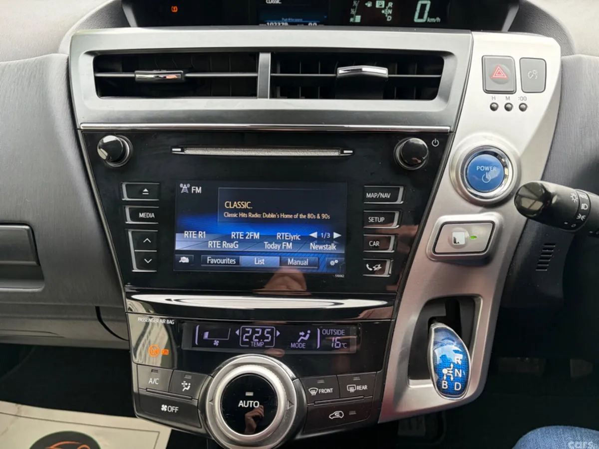 Toyota Prius MPV, Petrol Hybrid, 2018, Grey