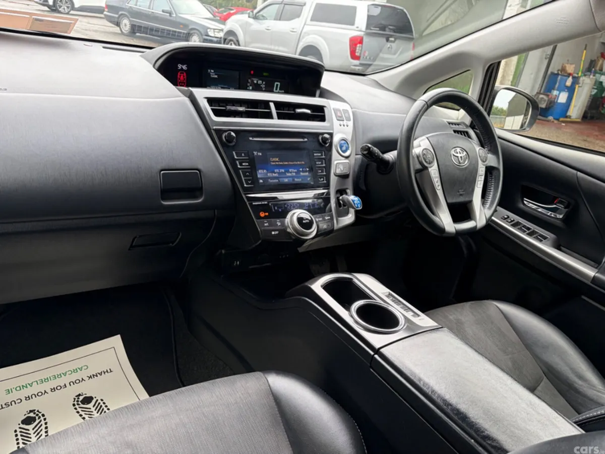 Toyota Prius MPV, Petrol Hybrid, 2018, Grey