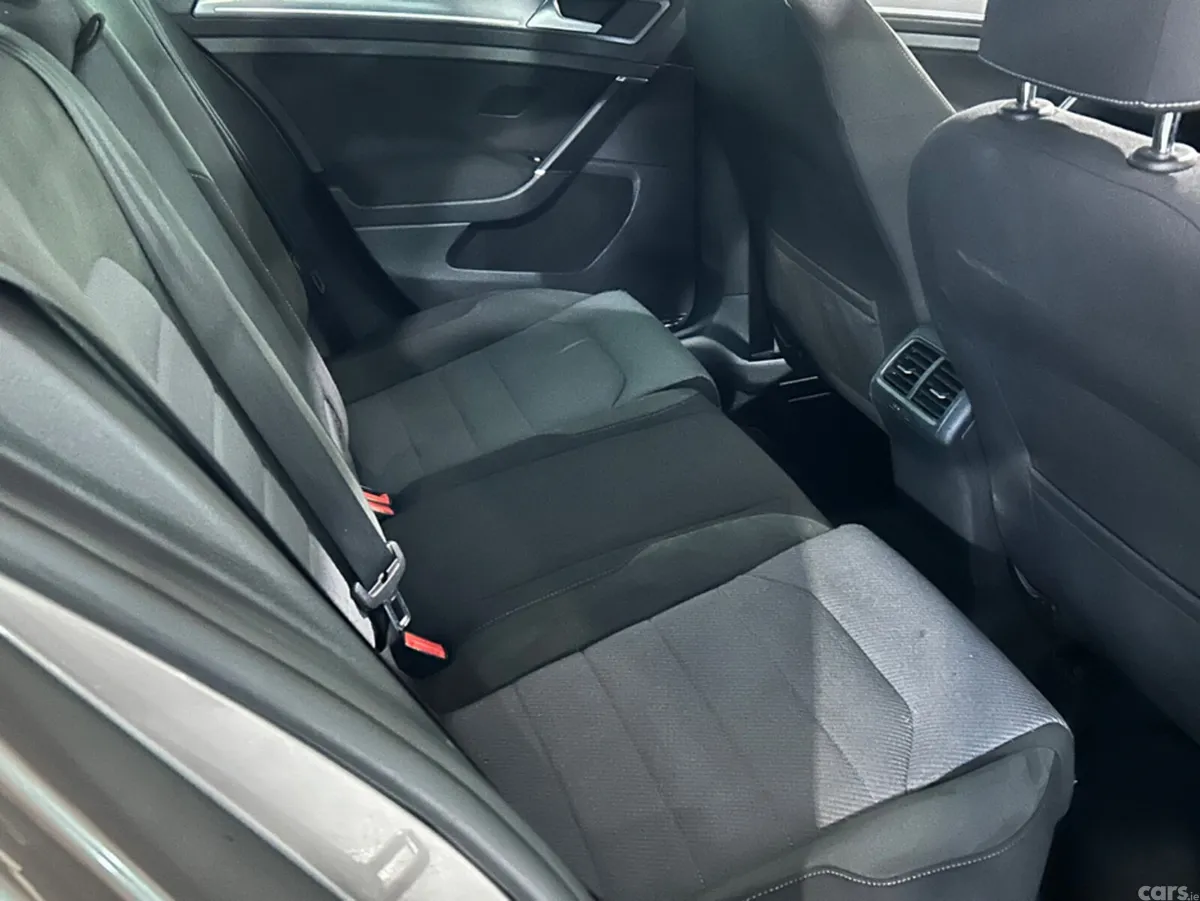 Volkswagen Golf Hatchback, Diesel, 2016, Grey