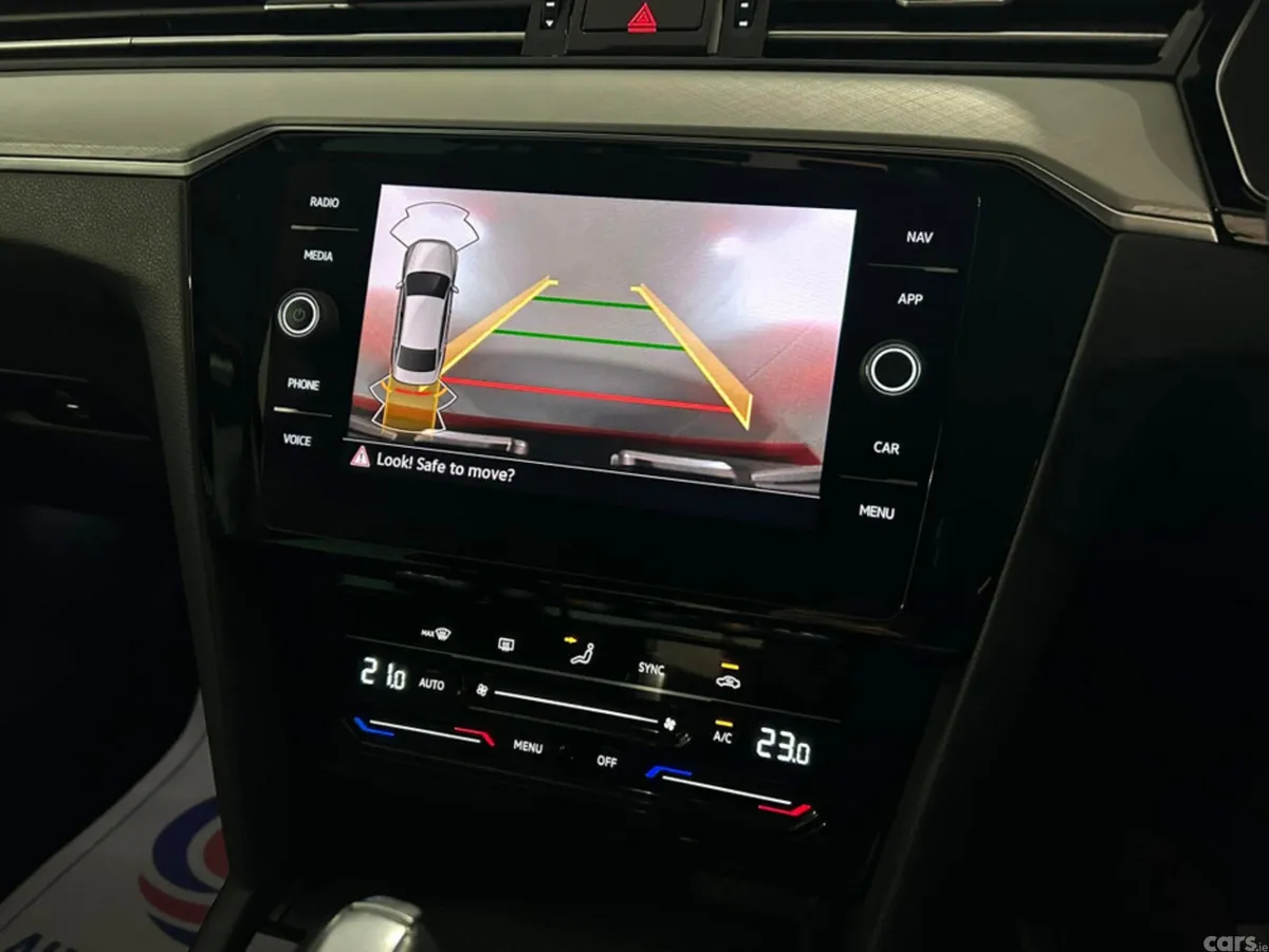 Volkswagen Passat Saloon, Diesel, 2021, Black